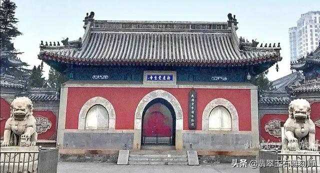 翡翠原石多少一公斤,2021北京翡翠原石赌石地方-第3张图片-翡翠网 翡翠原石多少一公斤,2021北京翡翠原石赌石地方-第3张图片-翡翠网