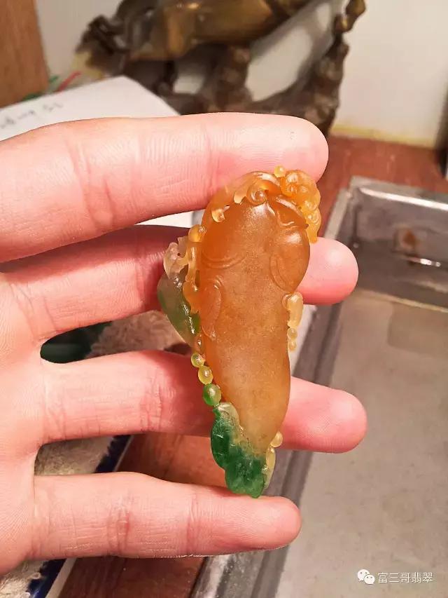 翡翠血原石,翡翠原石哪里买-第10张图片-翡翠网 翡翠血原石,翡翠原石哪里买-第10张图片-翡翠网