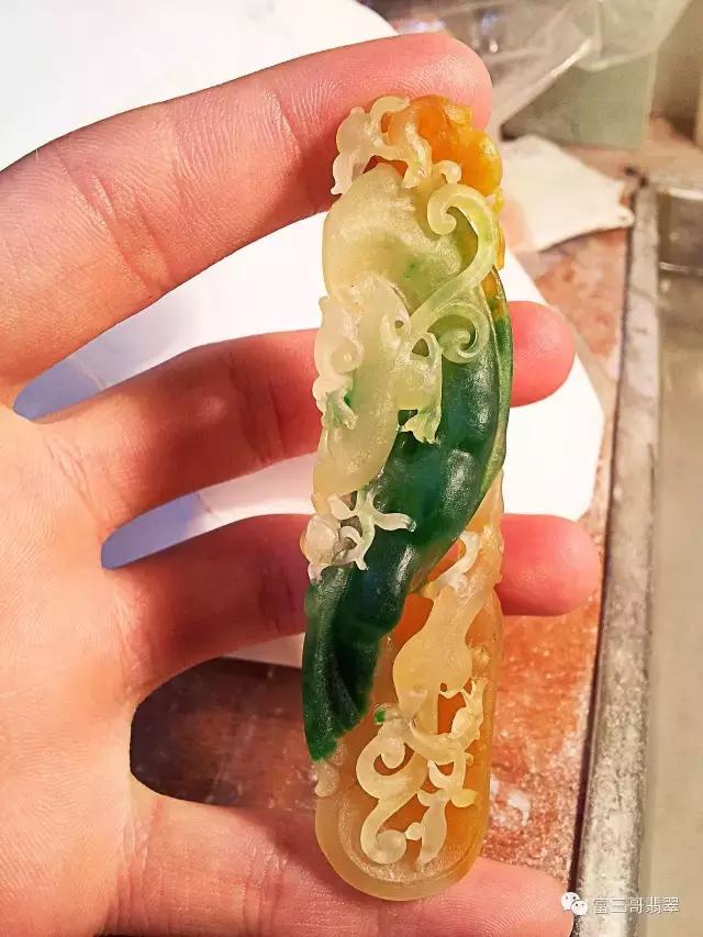 翡翠血原石,翡翠原石哪里买-第12张图片-翡翠网 翡翠血原石,翡翠原石哪里买-第12张图片-翡翠网