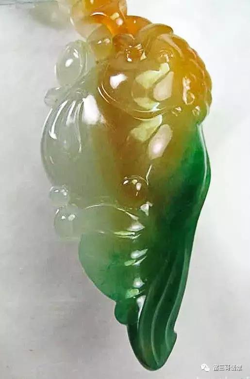 翡翠血原石,翡翠原石哪里买-第16张图片-翡翠网 翡翠血原石,翡翠原石哪里买-第16张图片-翡翠网