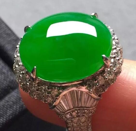 翡翠知识讲解视频,翡翠一课堂讲解知识-第7张图片-翡翠网 翡翠知识讲解视频,翡翠一课堂讲解知识-第7张图片-翡翠网