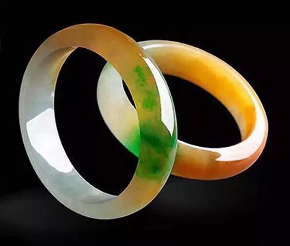 白黄绿三色翡翠值得购买吗白黄绿三色翡翠手镯-第7张图片-翡翠网 白黄绿三色翡翠值得购买吗白黄绿三色翡翠手镯-第7张图片-翡翠网