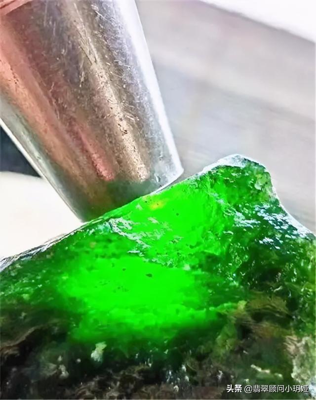 翡翠原石共生石翡翠水沫共生原石-第2张图片-翡翠网