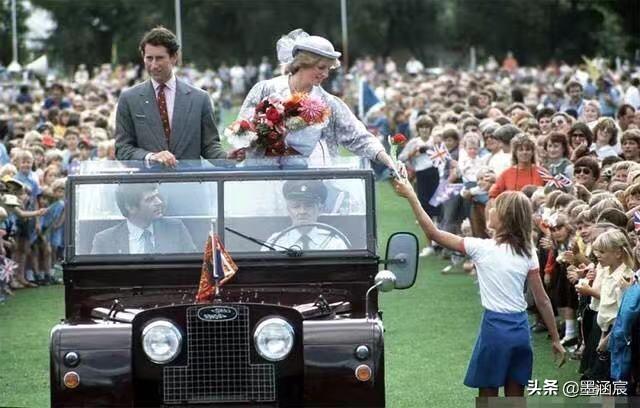 翡翠手镯棉条,翡翠棉纹是什么样子的-第16张图片-翡翠网 翡翠手镯棉条,翡翠棉纹是什么样子的-第16张图片-翡翠网