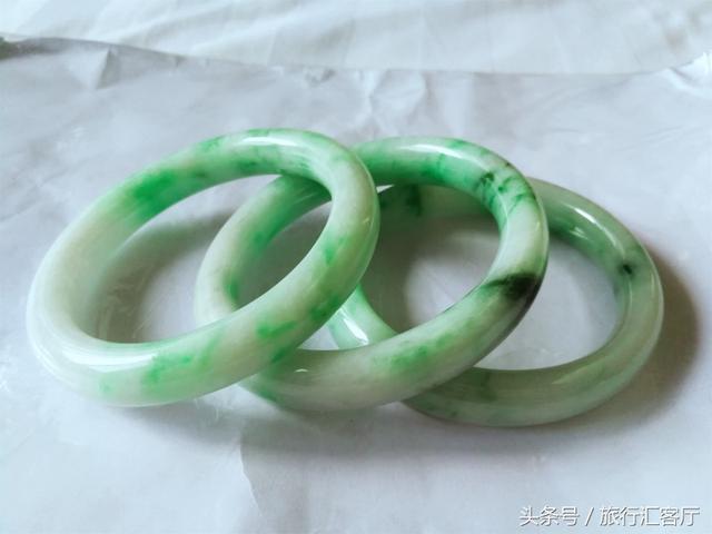 菠菜绿翡翠价格老坑菠菜绿翡翠-第6张图片-翡翠网 菠菜绿翡翠价格老坑菠菜绿翡翠-第6张图片-翡翠网