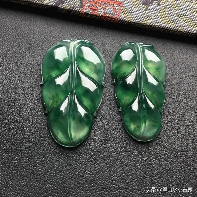 玻璃种翡翠知识讲解,和翡翠有关的小知识-第8张图片-翡翠网 玻璃种翡翠知识讲解,和翡翠有关的小知识-第8张图片-翡翠网