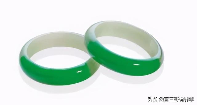 小细条翡翠手镯结实吗弯条翡翠手镯怎么样-第6张图片-翡翠网 小细条翡翠手镯结实吗弯条翡翠手镯怎么样-第6张图片-翡翠网