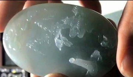 冰底翡翠价格及图片,冰黄翡翠价格表和图片-第15张图片-翡翠网 冰底翡翠价格及图片,冰黄翡翠价格表和图片-第15张图片-翡翠网