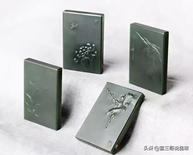 什么样的翡翠手镯好手镯购买上悠然翡翠-第2张图片-翡翠网 什么样的翡翠手镯好手镯购买上悠然翡翠-第2张图片-翡翠网