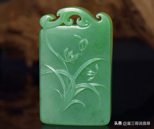 什么样的翡翠手镯好手镯购买上悠然翡翠-第4张图片-翡翠网 什么样的翡翠手镯好手镯购买上悠然翡翠-第4张图片-翡翠网