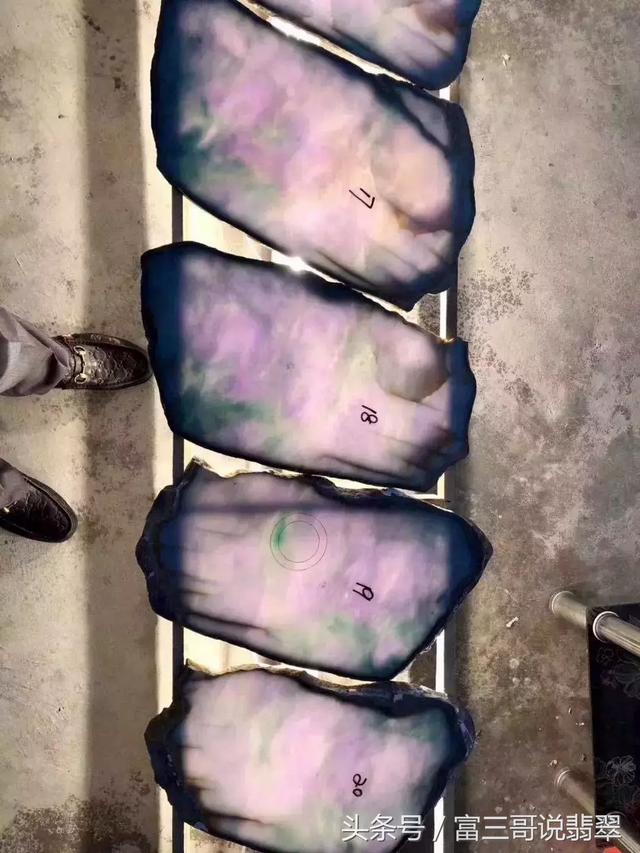 微信翡翠手镯片料能买吗翡翠手镯片-第7张图片-翡翠网 微信翡翠手镯片料能买吗翡翠手镯片-第7张图片-翡翠网