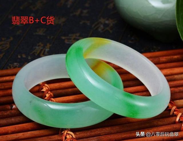 一万买的翡翠镯子都是棉絮,干白种翡翠手镯的价格-第10张图片-翡翠网 一万买的翡翠镯子都是棉絮,干白种翡翠手镯的价格-第10张图片-翡翠网