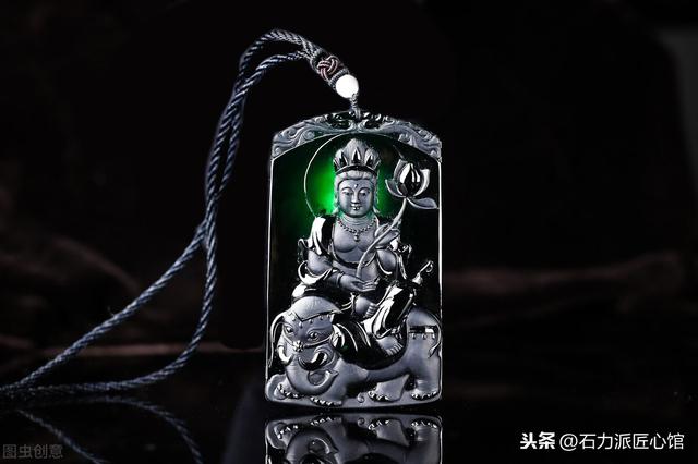 翡翠手镯的翠色翡翠手镯怎么养-第3张图片-翡翠网 翡翠手镯的翠色翡翠手镯怎么养-第3张图片-翡翠网