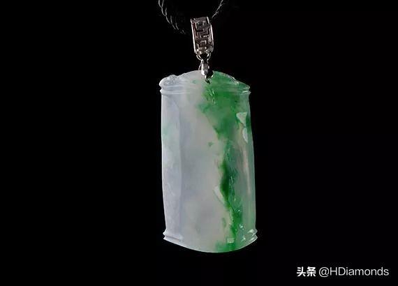 100元买的翡翠手镯五百元的翡翠手镯-第24张图片-翡翠网 100元买的翡翠手镯五百元的翡翠手镯-第24张图片-翡翠网