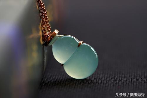 翡翠葫芦戒指镶嵌款式翡翠葫芦的基本知识-第3张图片-翡翠网 翡翠葫芦戒指镶嵌款式翡翠葫芦的基本知识-第3张图片-翡翠网