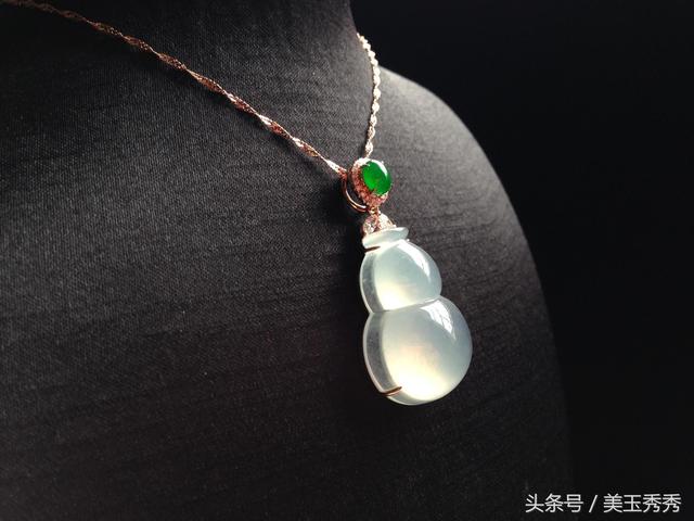 翡翠葫芦戒指镶嵌款式翡翠葫芦的基本知识-第5张图片-翡翠网 翡翠葫芦戒指镶嵌款式翡翠葫芦的基本知识-第5张图片-翡翠网