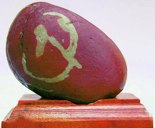 翡翠原石如何剥皮,攀枝花翡翠原石剥皮-第3张图片-翡翠网 翡翠原石如何剥皮,攀枝花翡翠原石剥皮-第3张图片-翡翠网