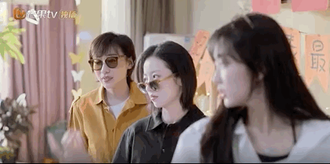 福禄寿喜翡翠,宋丹丹戴的福禄寿翡翠手镯-第95张图片-翡翠网 福禄寿喜翡翠,宋丹丹戴的福禄寿翡翠手镯-第95张图片-翡翠网