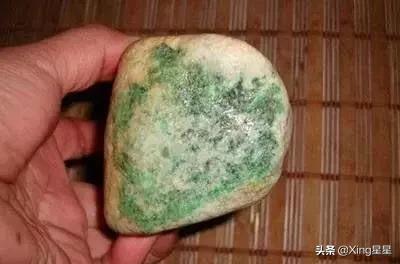 翡翠原石知识翡翠原石的场口及特点知识大全-第3张图片-翡翠网 翡翠原石知识翡翠原石的场口及特点知识大全-第3张图片-翡翠网