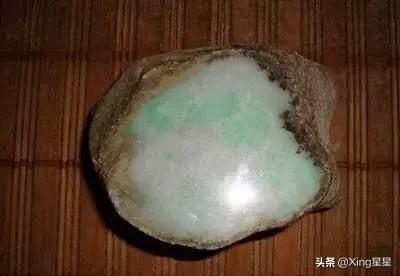 翡翠原石知识翡翠原石的场口及特点知识大全-第5张图片-翡翠网 翡翠原石知识翡翠原石的场口及特点知识大全-第5张图片-翡翠网