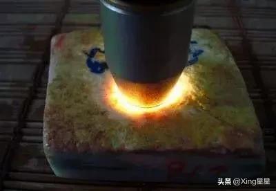 翡翠原石知识翡翠原石的场口及特点知识大全-第7张图片-翡翠网 翡翠原石知识翡翠原石的场口及特点知识大全-第7张图片-翡翠网