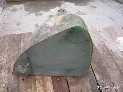 翡翠原石知识翡翠原石的场口及特点知识大全-第15张图片-翡翠网 翡翠原石知识翡翠原石的场口及特点知识大全-第15张图片-翡翠网