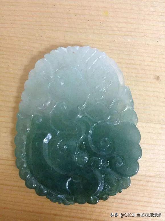 翡翠手镯拍照,翡翠手镯的描述-第4张图片-翡翠网 翡翠手镯拍照,翡翠手镯的描述-第4张图片-翡翠网