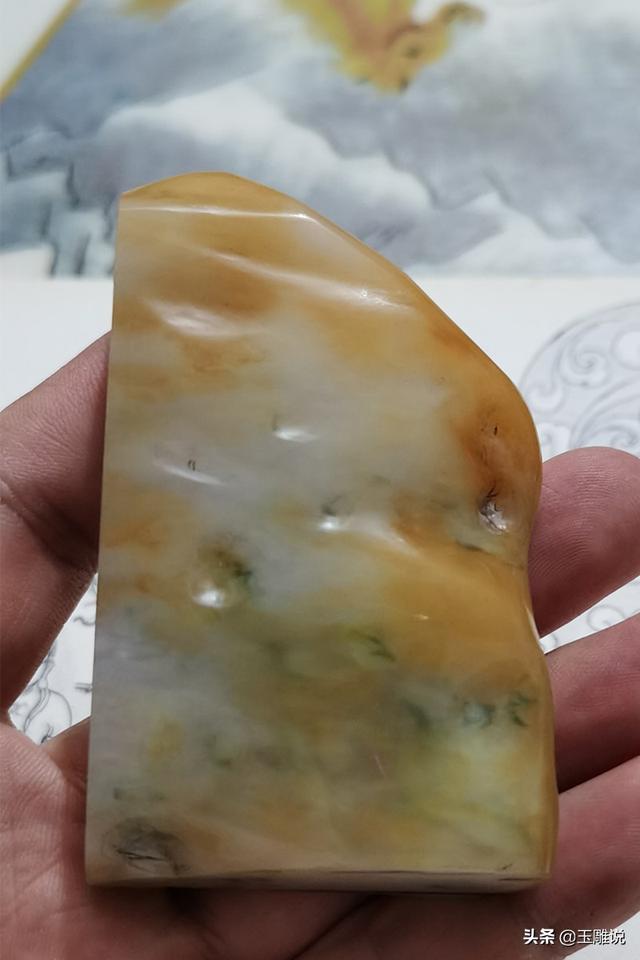 翡翠原石的特点黄皮翡翠原石图片-第2张图片-翡翠网 翡翠原石的特点黄皮翡翠原石图片-第2张图片-翡翠网