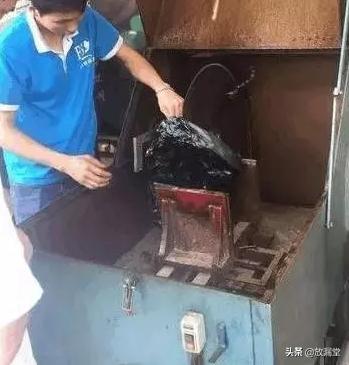 翡翠原石价值切废的翡翠原石图片-第7张图片-翡翠网 翡翠原石价值切废的翡翠原石图片-第7张图片-翡翠网