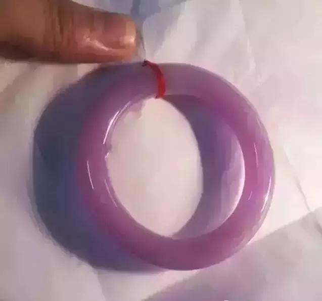 豆种紫罗兰翡翠手镯,老坑冰种翡翠-第5张图片-翡翠网 豆种紫罗兰翡翠手镯,老坑冰种翡翠-第5张图片-翡翠网