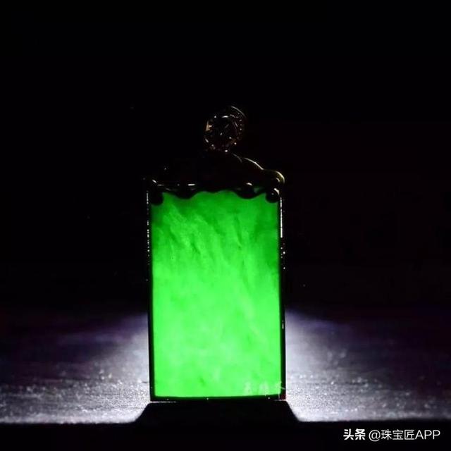 墨玉翡翠价格,墨玉的特征和价格-第3张图片-翡翠网 墨玉翡翠价格,墨玉的特征和价格-第3张图片-翡翠网