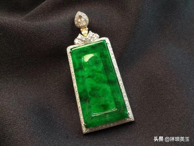 包含翡翠带紫底无事牌图片价格的词条-第2张图片-翡翠网