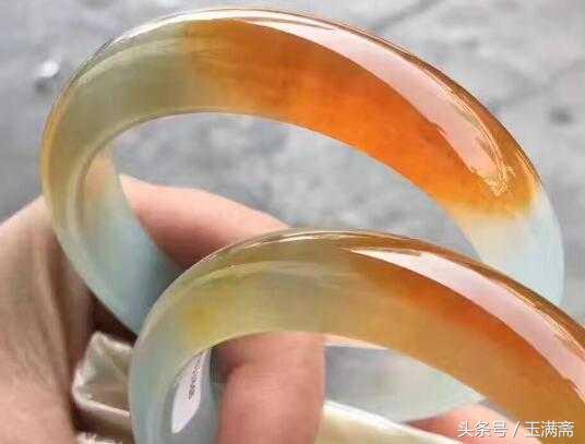 翡翠手镯c货图片,翡翠手镯c货-第15张图片-翡翠网 翡翠手镯c货图片,翡翠手镯c货-第15张图片-翡翠网