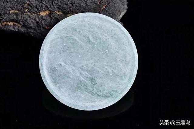 棉翡翠手镯,翡翠手镯描金需要什么材料-第4张图片-翡翠网 棉翡翠手镯,翡翠手镯描金需要什么材料-第4张图片-翡翠网