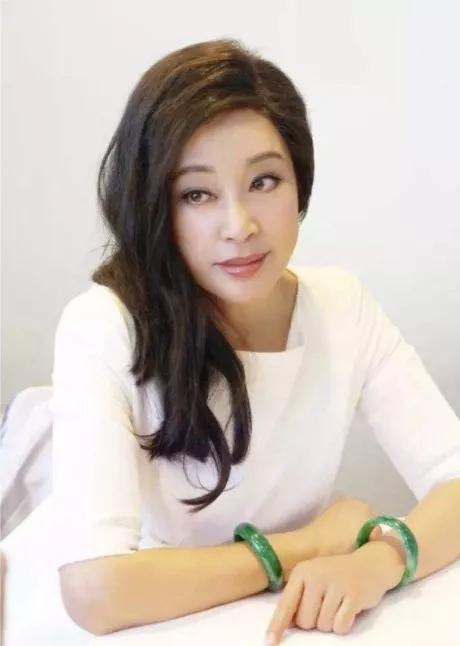 翡翠手镯如何抛光,翡翠手镯磨花了自己如何抛光-第1张图片-翡翠网 翡翠手镯如何抛光,翡翠手镯磨花了自己如何抛光-第1张图片-翡翠网