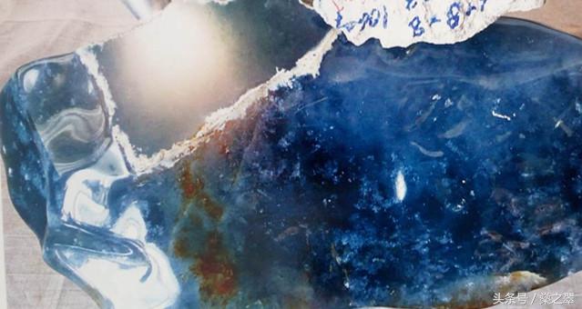 翡翠明料原石种,翡翠原石明料有假的吗-第3张图片-翡翠网 翡翠明料原石种,翡翠原石明料有假的吗-第3张图片-翡翠网