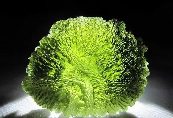 黑龙江雕刻翡翠原石,翡翠原石图案大全图片-第15张图片-翡翠网 黑龙江雕刻翡翠原石,翡翠原石图案大全图片-第15张图片-翡翠网