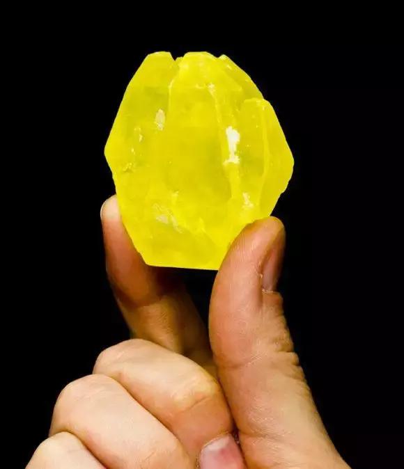 黑龙江雕刻翡翠原石,翡翠原石图案大全图片-第26张图片-翡翠网 黑龙江雕刻翡翠原石,翡翠原石图案大全图片-第26张图片-翡翠网