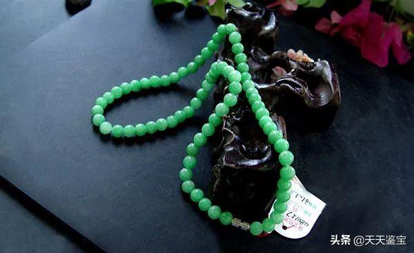 翡翠的种类知识大全,翡翠的品种及图片大全-第5张图片-翡翠网 翡翠的种类知识大全,翡翠的品种及图片大全-第5张图片-翡翠网