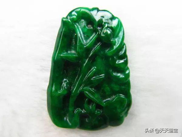 翡翠的种类知识大全,翡翠的品种及图片大全-第12张图片-翡翠网 翡翠的种类知识大全,翡翠的品种及图片大全-第12张图片-翡翠网