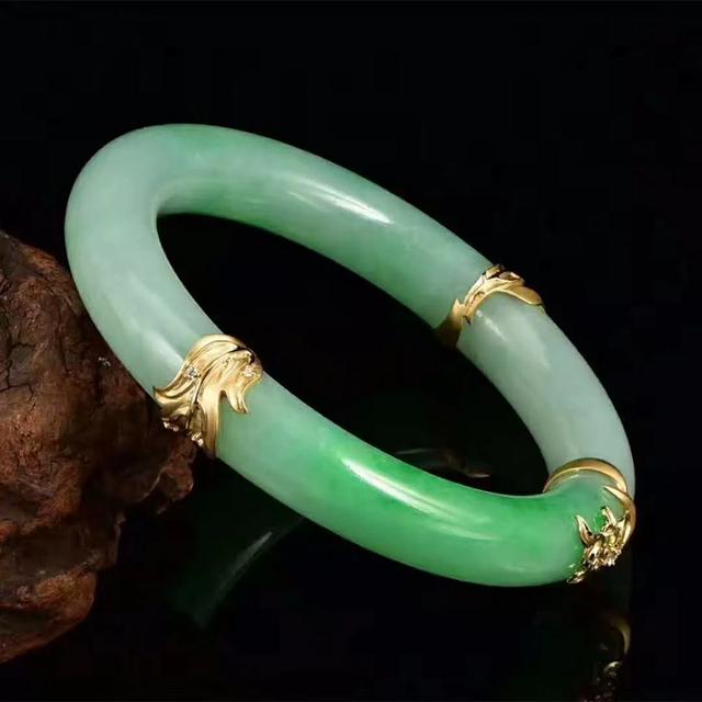 翡翠手镯无痕修复,翡翠手镯断了修复图片-第9张图片-翡翠网 翡翠手镯无痕修复,翡翠手镯断了修复图片-第9张图片-翡翠网