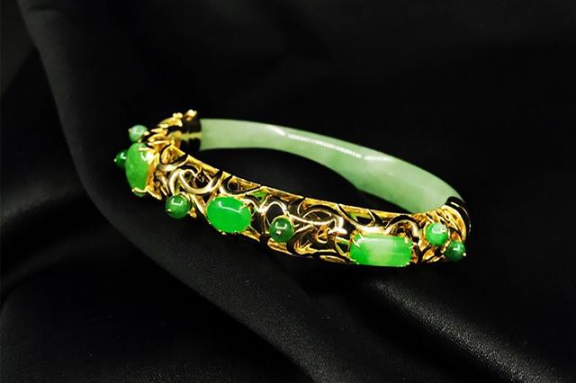 翡翠手镯无痕修复,翡翠手镯断了修复图片-第19张图片-翡翠网 翡翠手镯无痕修复,翡翠手镯断了修复图片-第19张图片-翡翠网
