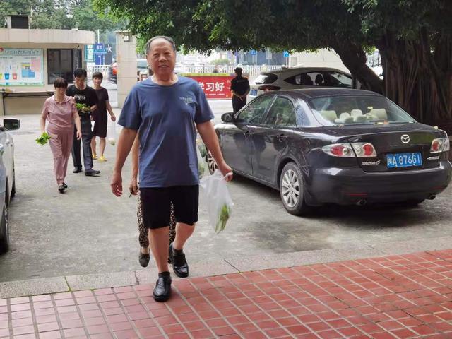 如何选翡翠镯子祖传翡翠手镯去哪里鉴定-第2张图片-翡翠网 如何选翡翠镯子祖传翡翠手镯去哪里鉴定-第2张图片-翡翠网