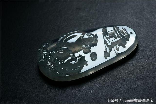 翡翠乌鸡原石,翡翠切出乌鸡能做什么-第8张图片-翡翠网 翡翠乌鸡原石,翡翠切出乌鸡能做什么-第8张图片-翡翠网