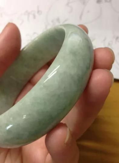 翡翠手镯如何抛光翡翠自己抛光为什么不亮-第10张图片-翡翠网 翡翠手镯如何抛光翡翠自己抛光为什么不亮-第10张图片-翡翠网