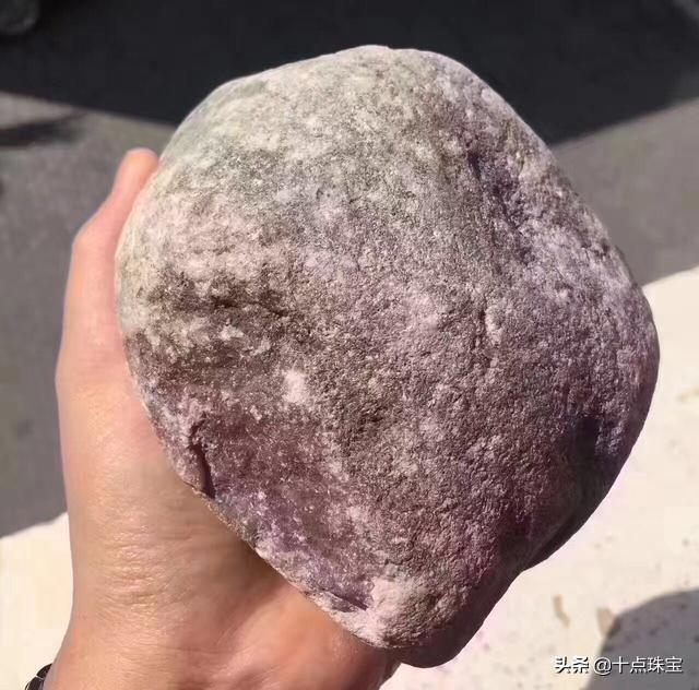 摆三桥翡翠原石摆三桥翡翠特点-第84张图片-翡翠网 摆三桥翡翠原石摆三桥翡翠特点-第84张图片-翡翠网