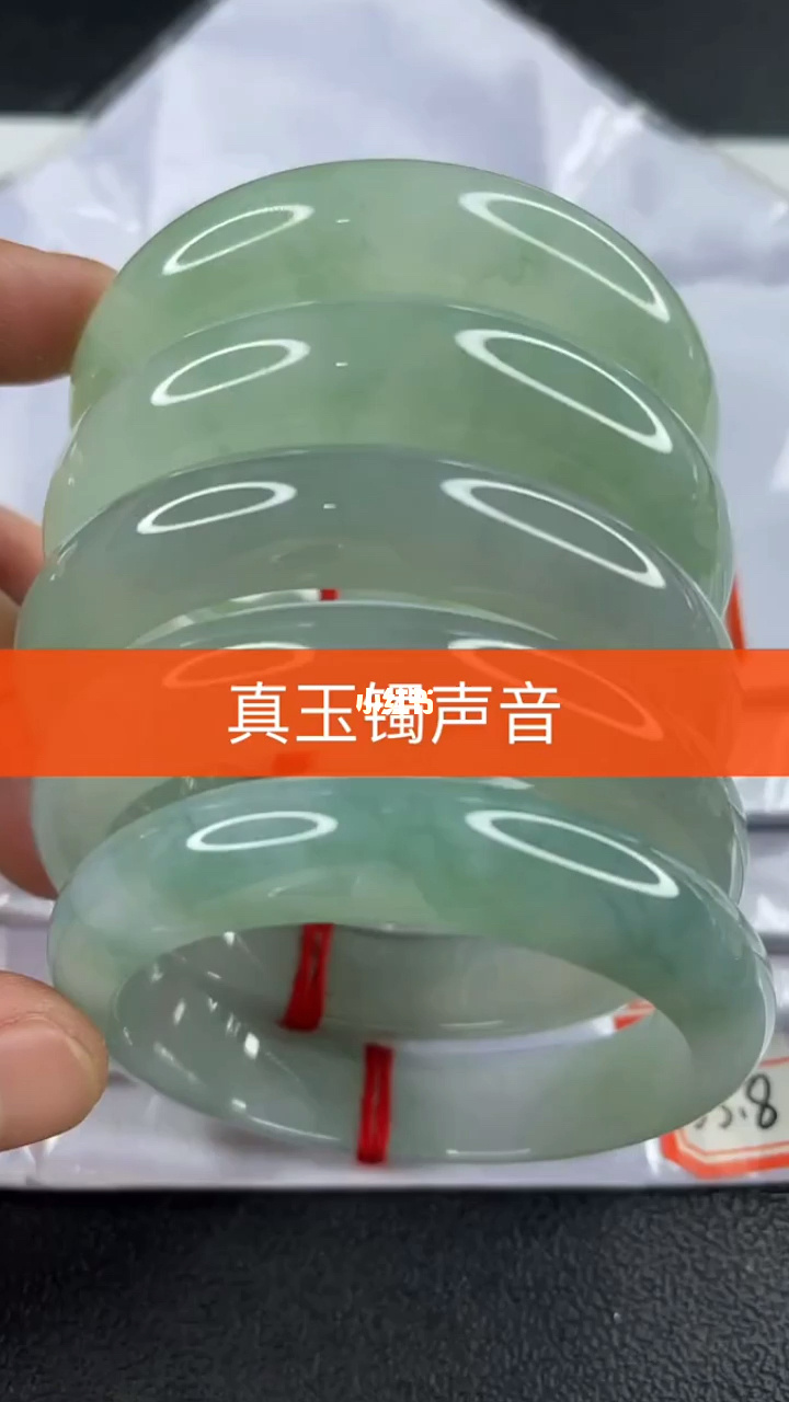 翡翠手镯怎么看真假好坏,如何鉴别翡翠镯子-第1张图片-翡翠网