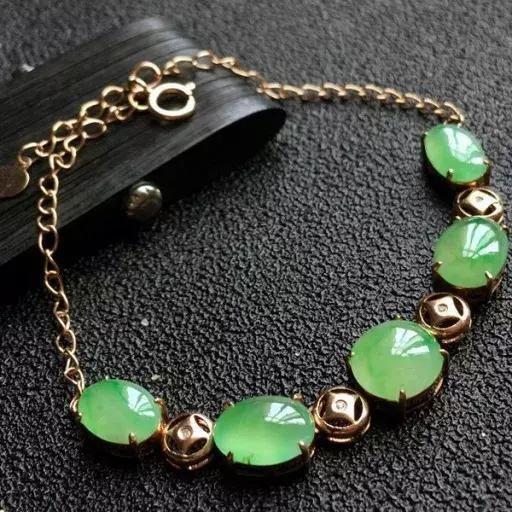 广州翡翠知识科普,翡翠科普冷门知识-第18张图片-翡翠网 广州翡翠知识科普,翡翠科普冷门知识-第18张图片-翡翠网