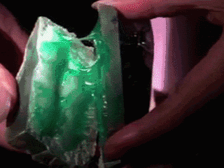 淘宝30块钱的翡翠原石,淘宝上翡翠原石是什么做的-第2张图片-翡翠网 淘宝30块钱的翡翠原石,淘宝上翡翠原石是什么做的-第2张图片-翡翠网