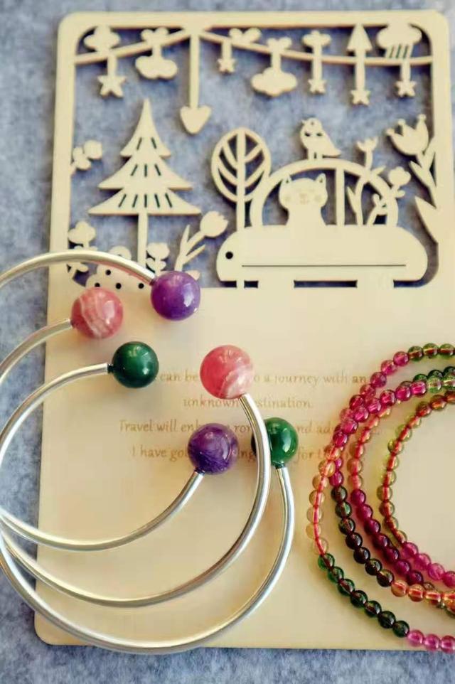 翡翠手镯红纹亿万翡红镯子图片-第8张图片-翡翠网 翡翠手镯红纹亿万翡红镯子图片-第8张图片-翡翠网